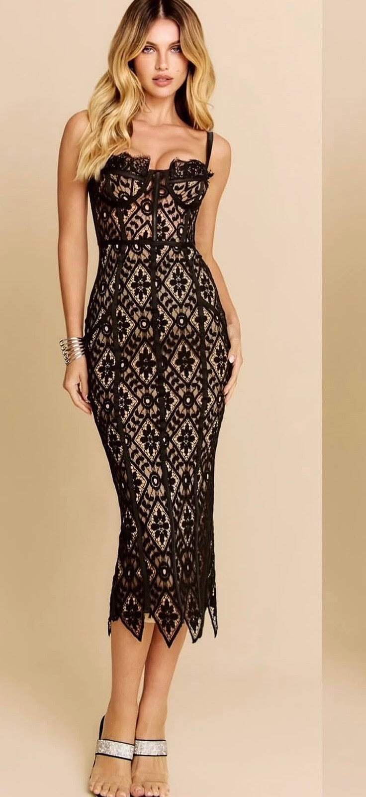 Vestido renda con forro 2 formas de uso talla S